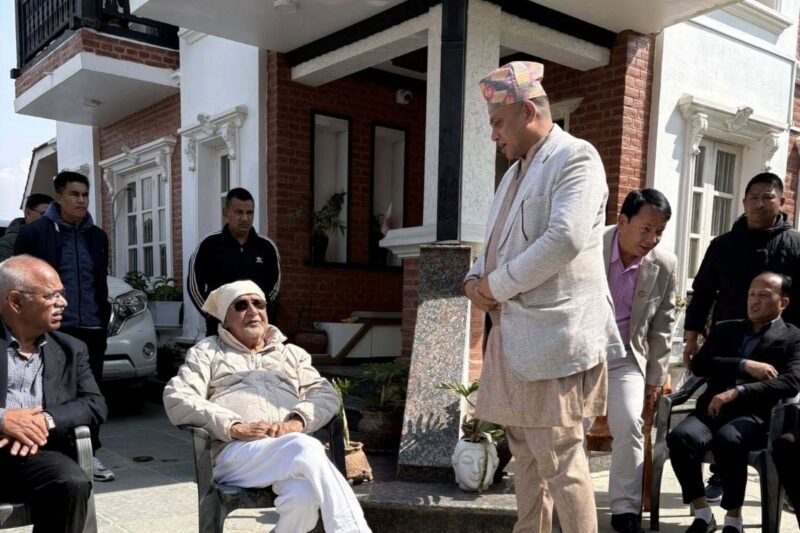 बागमती र मधेस प्रदेशका मुख्यमन्त्रीसहित मन्त्रीहरुद्वारा एमाले अध्यक्ष ओलीलाई समवेदना व्यक्त