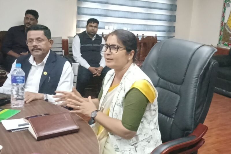 एसइई परीक्षामा मोबाइल निषेध, फेला परे जफत गरी नष्ट गरिने