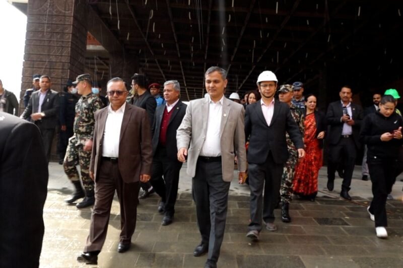 नयाँ संसद भवनको अवलोकनमा मन्त्रीहरुको जम्बो टोली, बैठक संचालन गर्न समस्या नभएको जानकारी