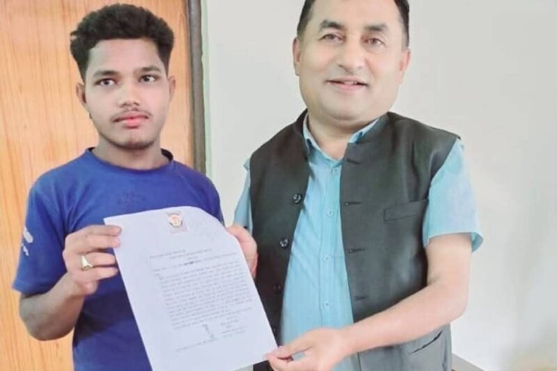 सर्लाहीमा युवकमाथि च क्कु प्रहार घटना : आरोपितलाई तत्काल पक्राउ गरी कारबाही गर्न माग