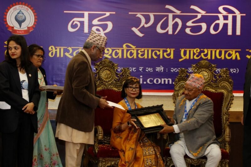 नेपाल र भारतका प्राज्ञलाई ‘नइ प्रज्ञा पुरस्कार’ प्रदान