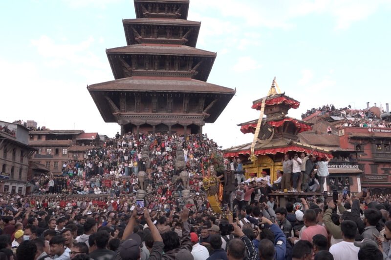 भक्तपुरको प्रसिद्ध बिस्का जात्रा आज सम्पन्न हुँदै